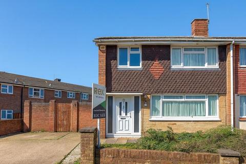 3 bedroom semi-detached house for sale, Broxhead Road, Havant