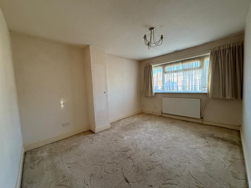 Bedroom One.jpeg