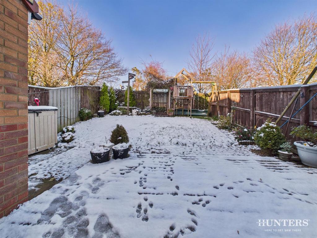 CAM03792 G0-PR0351-STILL014.jpg