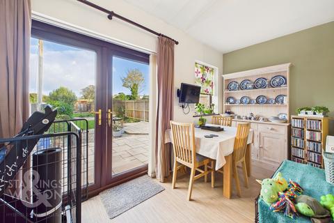 3 bedroom semi-detached house for sale, Norwich Road, Costessey, Norwich