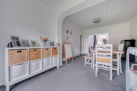 3 bedroom semi-detached house for sale, Middleton Road, Gorleston