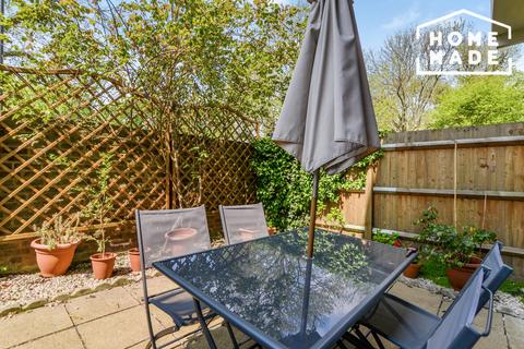 undefined, Walney Walk, Canonbury, N1