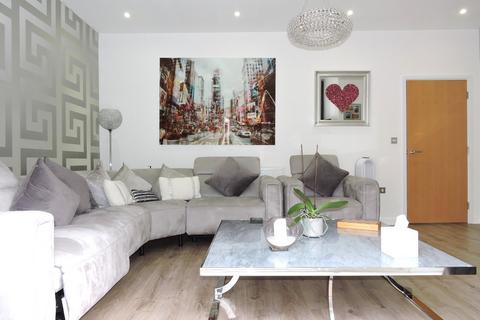 5 bedroom detached house for sale, Eaton Gardens, Broxbourne, EN10