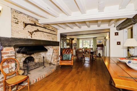 4 bedroom detached house for sale, High Street, Canterbury CT2