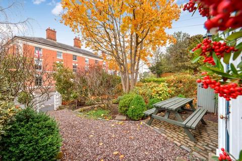 undefined, Chetwynd End, Newport