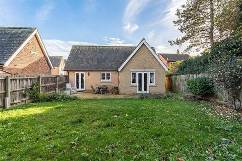 2 bedroom detached bungalow for sale, Oak Farm Drive, Little Downham CB6
