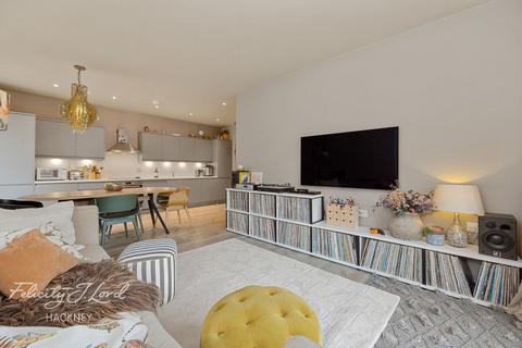 undefined, Homerton High Street, London E9
