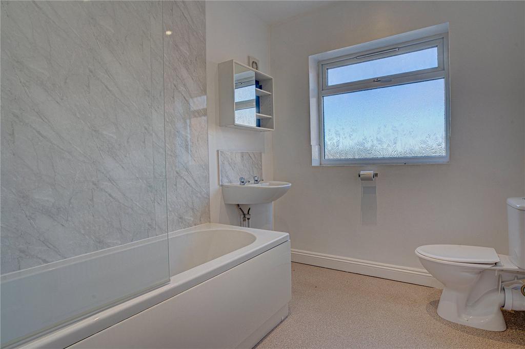 Bathroom Flat A