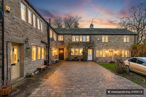 Mullion Cottage, Longcroft, Almondbury, HD5