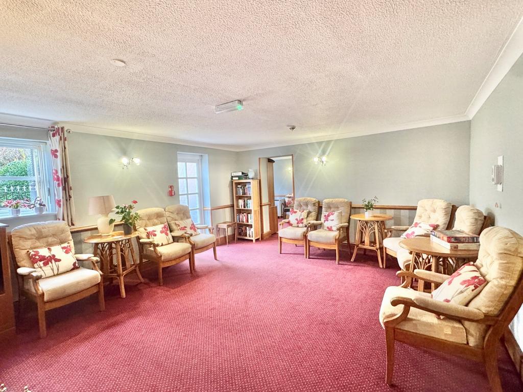 Communal Lounge