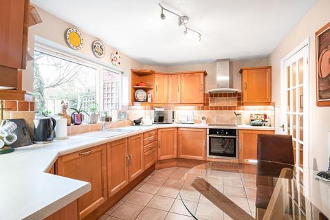 4 bedroom detached house for sale, Ludgershall Road, Ludgershall, OX25