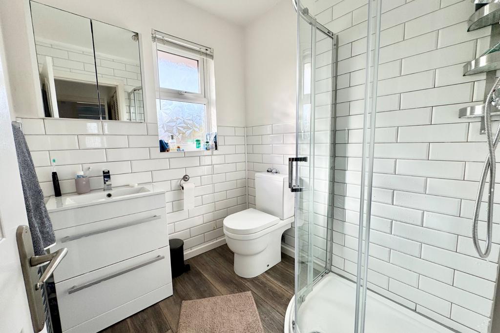 Ensuite