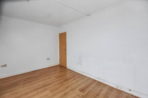 2 bedroom flat for sale, 248 Tideslea Path, Thamesmead, London, SE28 0NH