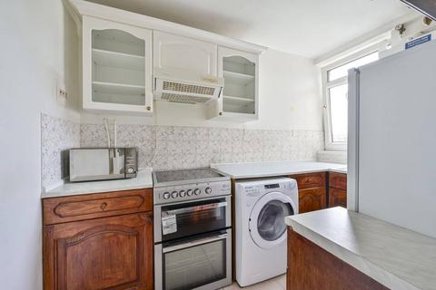 2 bedroom flat for sale, Carlton Drive, East Putney, London, SW15