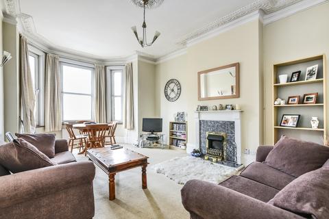 1 bedroom flat to rent, Lavender Hill, Battersea, London, SW11