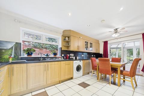 undefined, Broom Close, Calcot, Reading, RG31