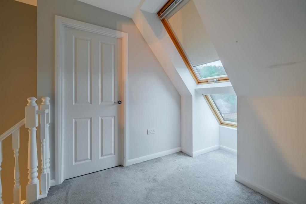 14 Poppyfield Ave-4.jpg