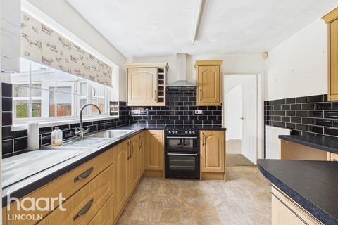 2 bedroom detached bungalow for sale, The Ridings, Market Rasen