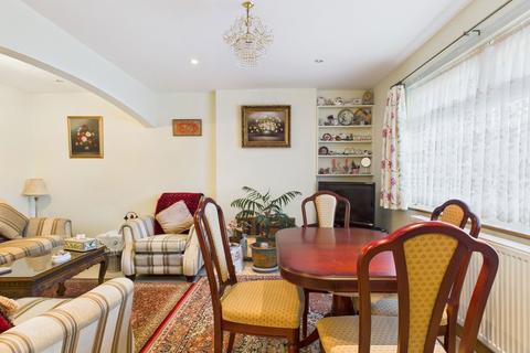 undefined, Lawrence Avenue, Rustington, West Sussex, BN16 3HX