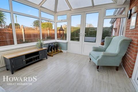 undefined, Bulmer Lane, Winterton-on-Sea