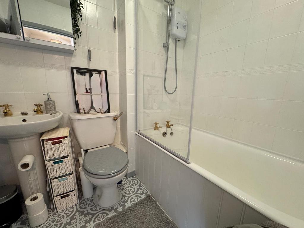 Bathroom/w.c.