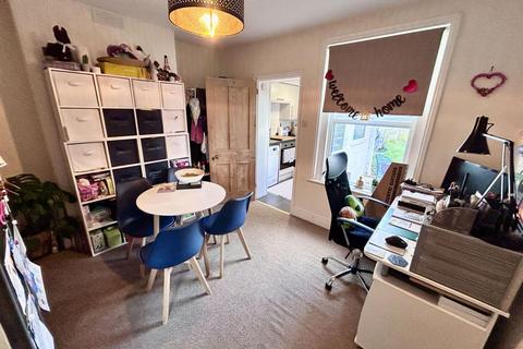 2 bedroom semi-detached house to rent, Foreland Road, Bembridge