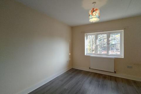 3 bedroom end of terrace house for sale, 9A Ross Close, Northolt, Middlesex, UB5 4GZ