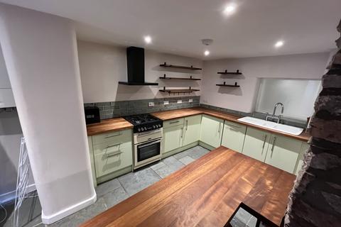 2 bedroom flat to rent, The Mall, Bristol BS8