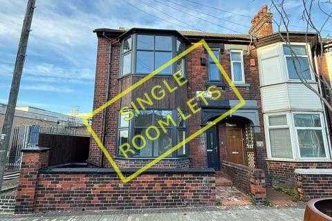 1 bedroom end of terrace house to rent, Boughey Road, Stoke-on-Trent ST4