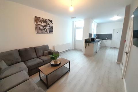 1 bedroom end of terrace house to rent, Boughey Road, Stoke-on-Trent ST4