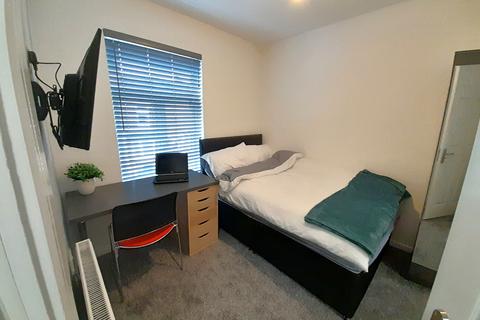 1 bedroom end of terrace house to rent, Boughey Road, Stoke-on-Trent ST4