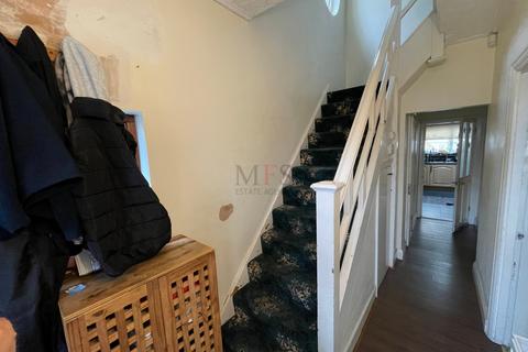 undefined, Lady Margaret Road, Southall, UB1