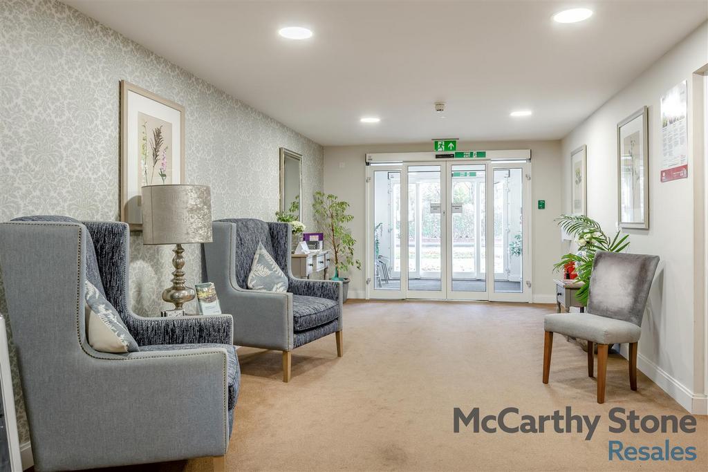 8671238-interior25.jpg