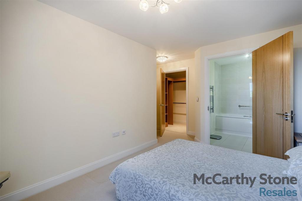 8671238-interior20.jpg