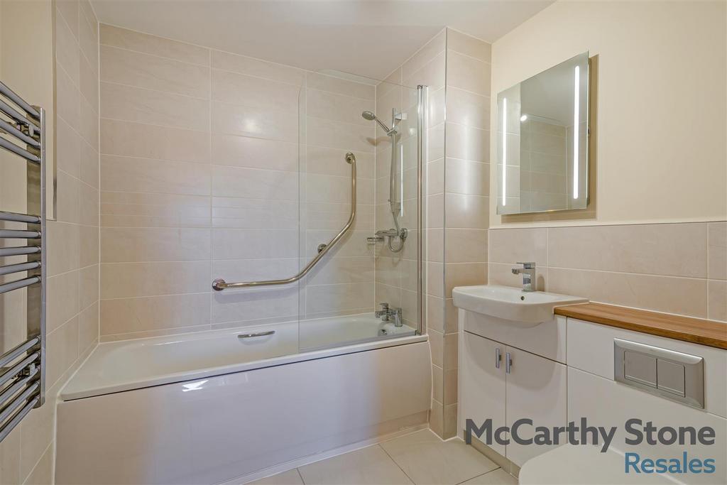 8671238-interior22.jpg