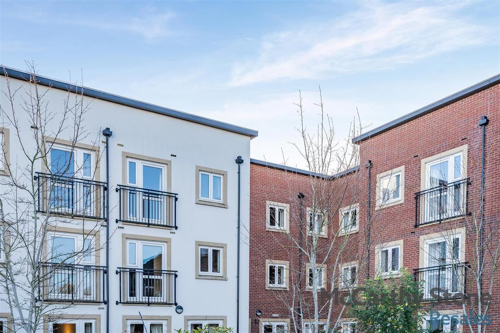 8671238-exterior07.jpg