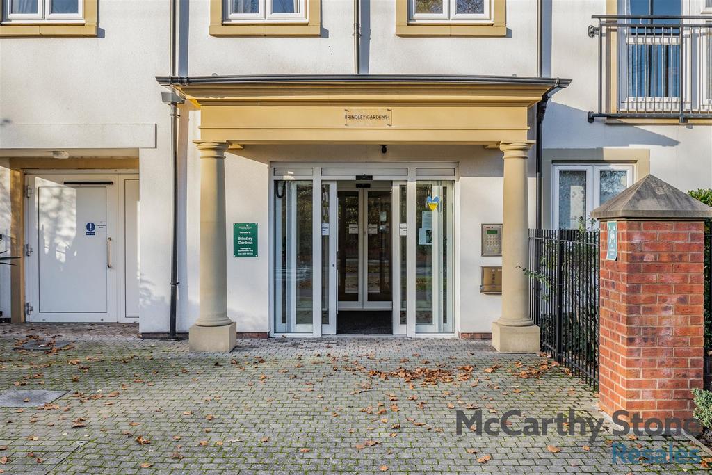 8671238-exterior04.jpg