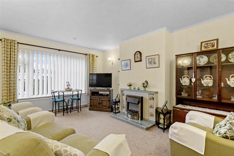 2 bedroom semi-detached bungalow for sale, Farmlands Way, Polegate BN26