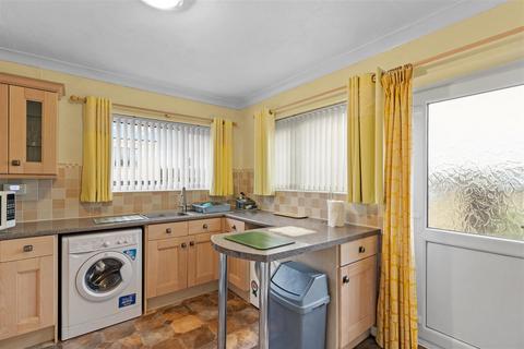 2 bedroom semi-detached bungalow for sale, Farmlands Way, Polegate BN26