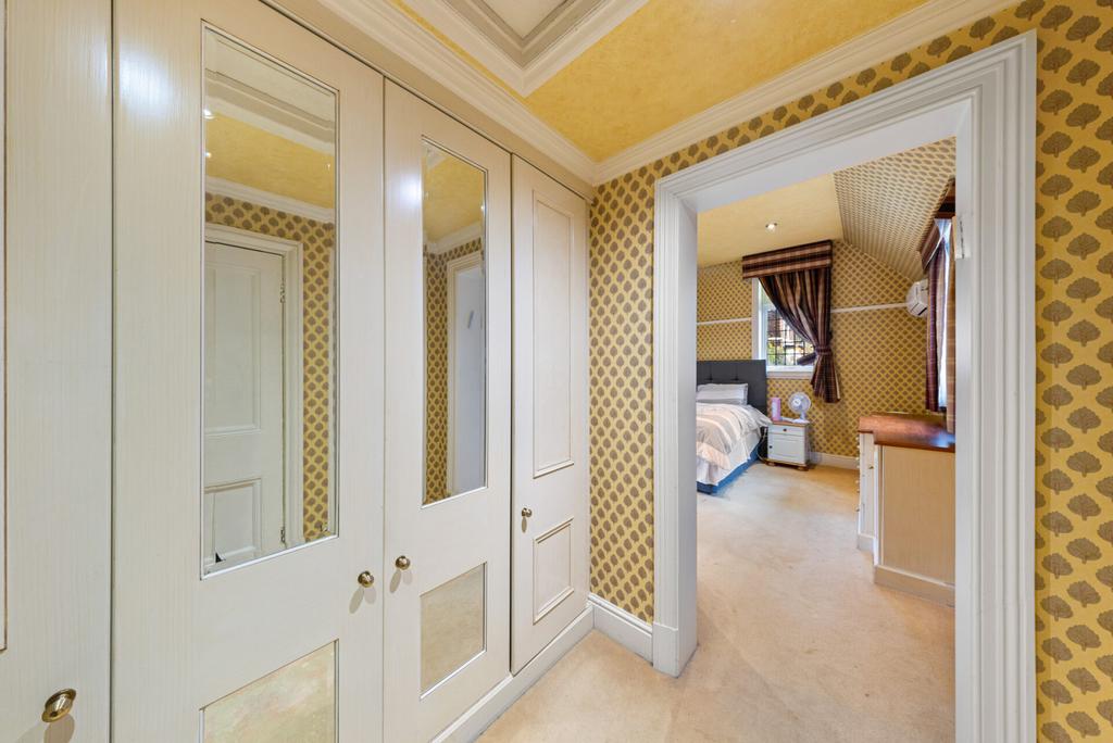 Principle bedroom
