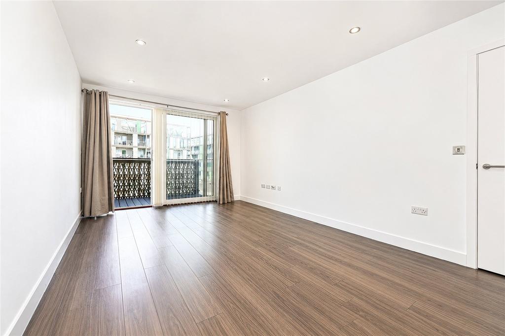 Apartment in Cambridge - View 5