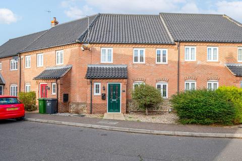 3 bedroom terraced house for sale, Stable Field Way, Hemsby