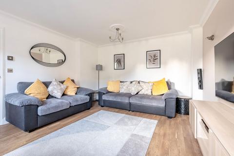 3 bedroom terraced house for sale, Stable Field Way, Hemsby