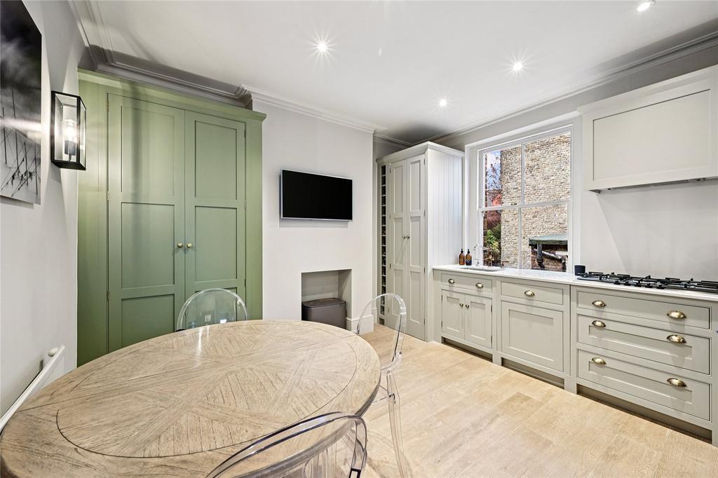 Kitchen/Dining