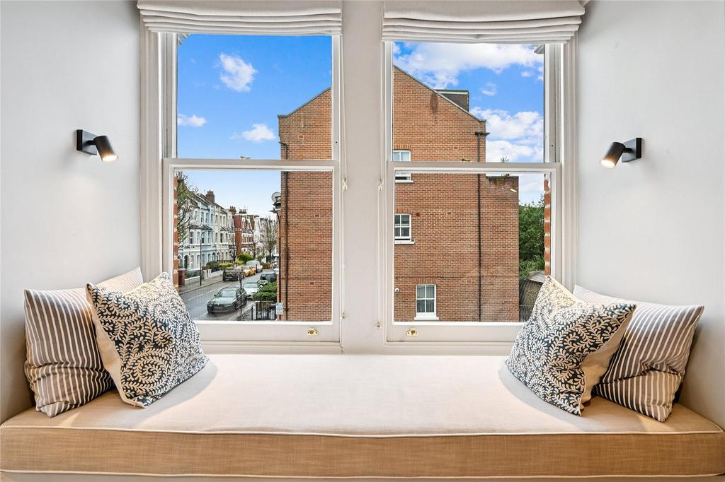 Bay Window