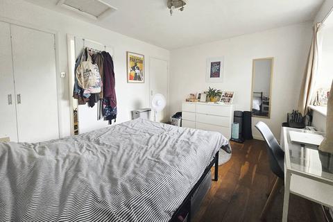 undefined, Rotherwood Close, London SW20