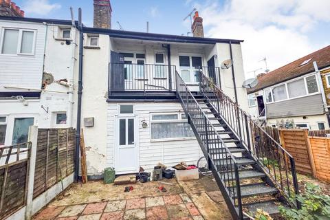 undefined, Flat 2, 192 Hainault Avenue, Westcliff-on-Sea, Essex, SS0 9EX