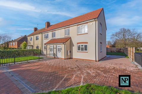3 bedroom end of terrace house to rent, Austrey Lane, Newton Regis, B79