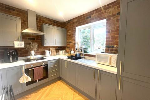 1 bedroom flat to rent, Milner Road, Brighton, East Sussex