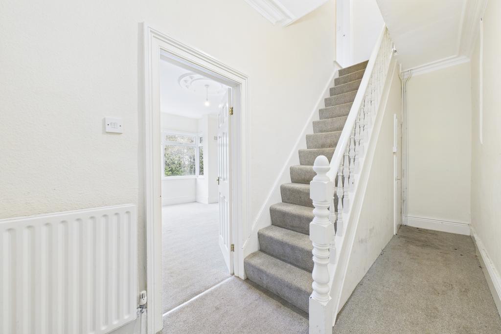 Hallway flat 1